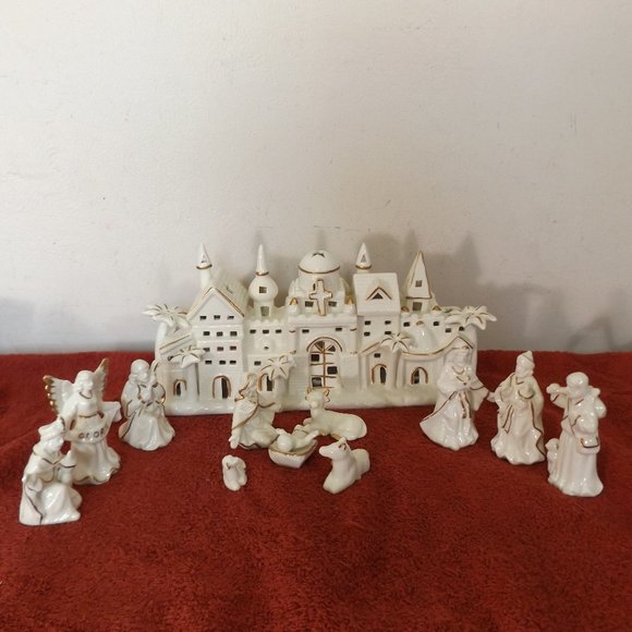 Vintage Town of Bethlehem Nativity Scene Ivory Set JC Penney 12 Pc - Picture 7 of 14